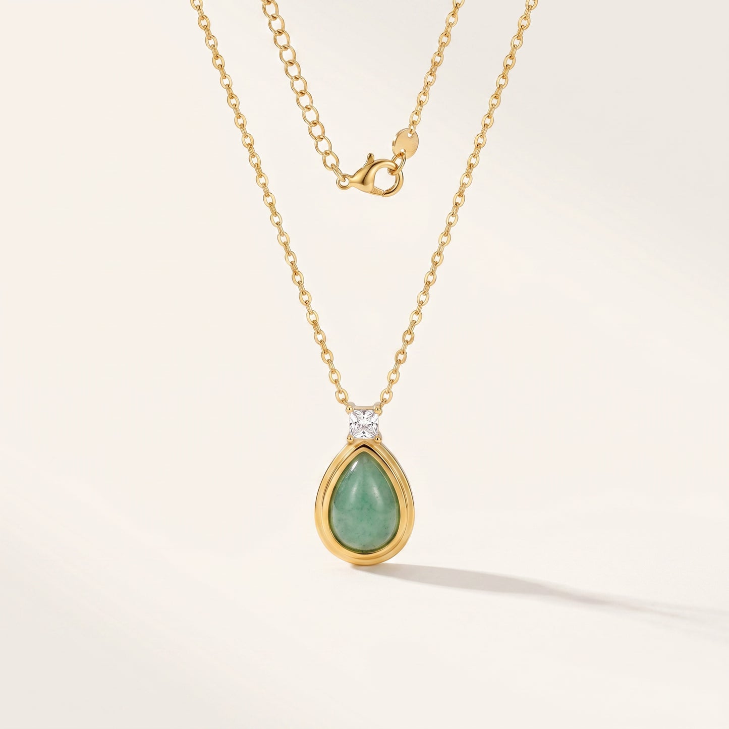 Green Teardrop Cabochon Necklace