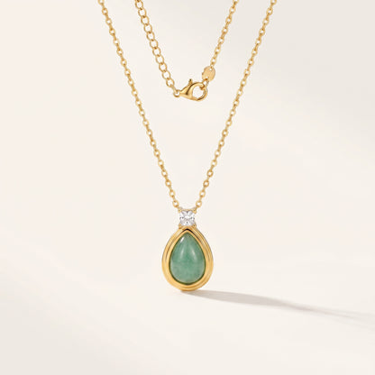Green Teardrop Cabochon Necklace